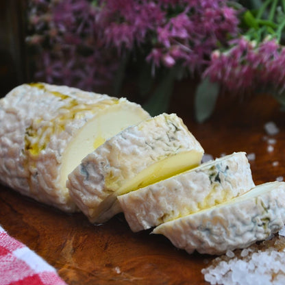 Caprino Stagionato con Latte Fresco delle Nostre Capre di Tera Nostra